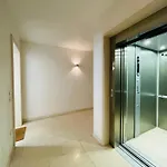 Apartman The White House - Business And Charme *