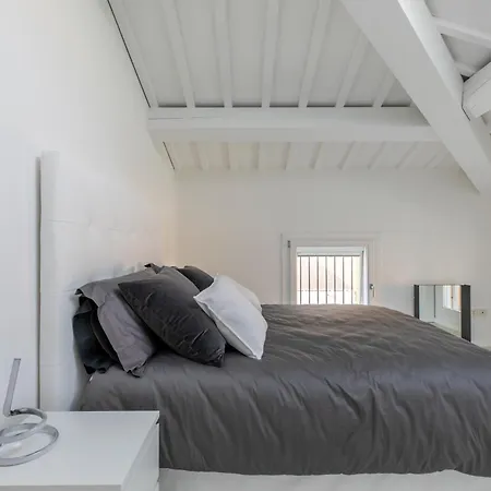 The White House - Business And Charme Appartement *